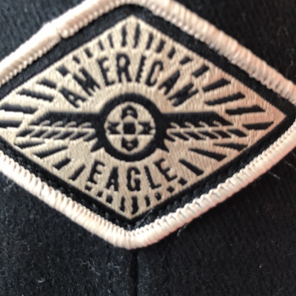 American Eagle black SnapBack cap green underside - Picture 5 of 5